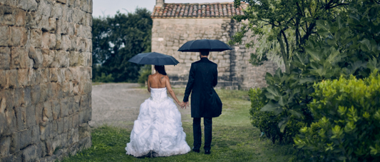 6 reasons to be happy about rain on your wedding day