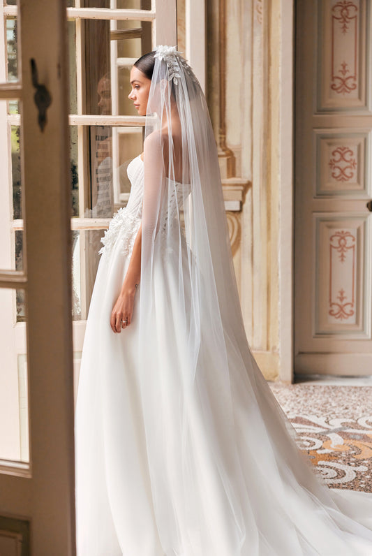 Asia A-line Sweetheart Ivory Wedding dress