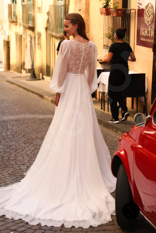 Friede A-line Boat/Bateau Ivory Wedding dress
