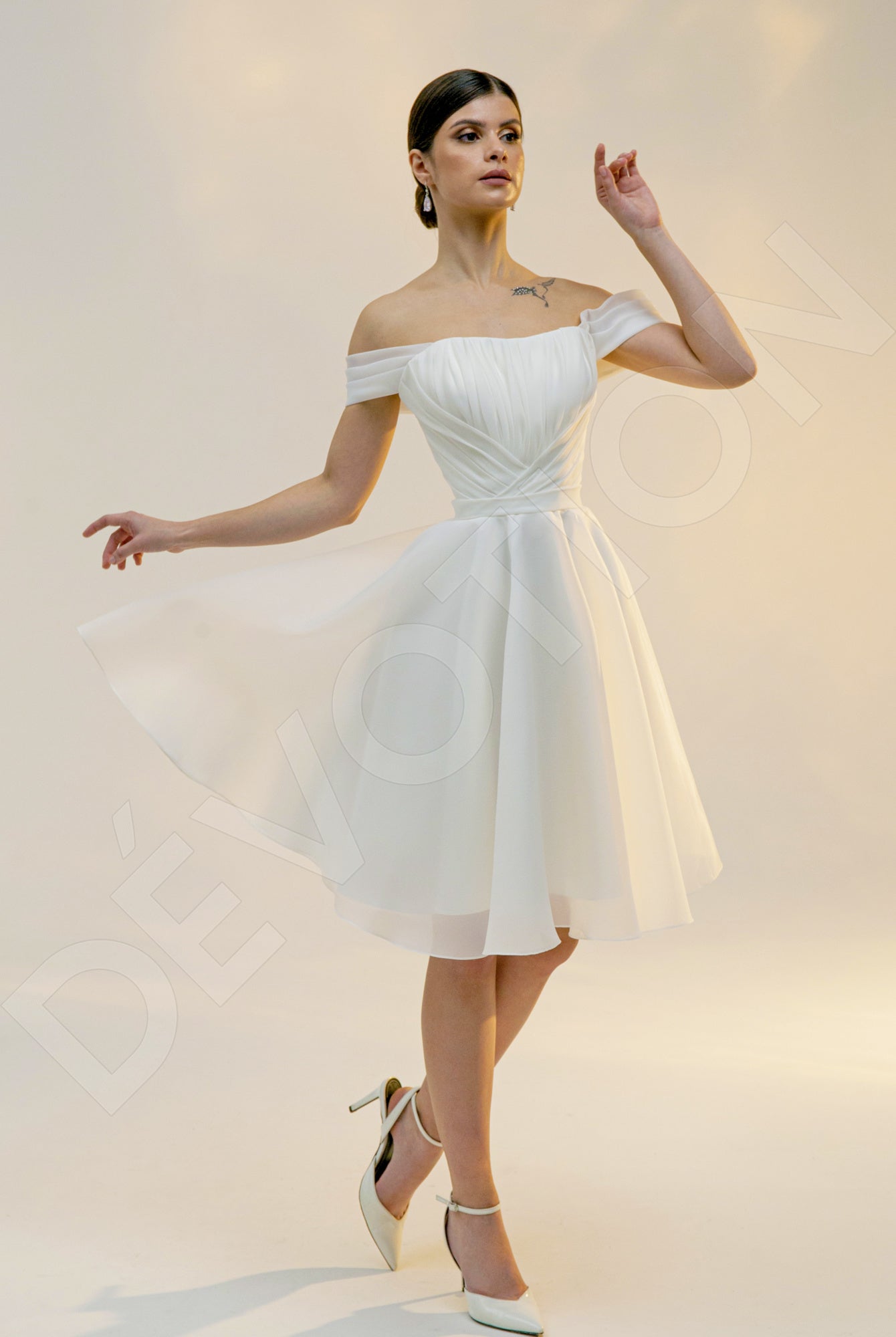 Remilia A-Line Off-Shoulder/Drop Shoulders Light Ivory Wedding Dress, image size:1340x2000