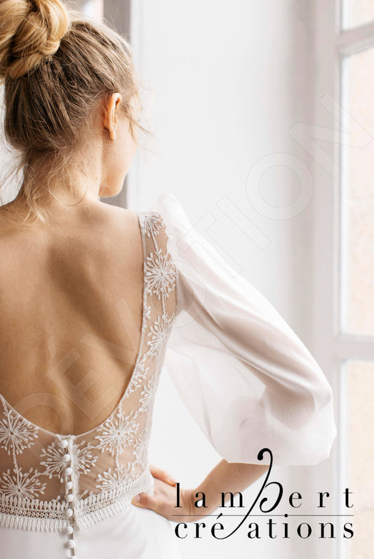 Etoile A-line Queen Anne Ivory Wedding dress