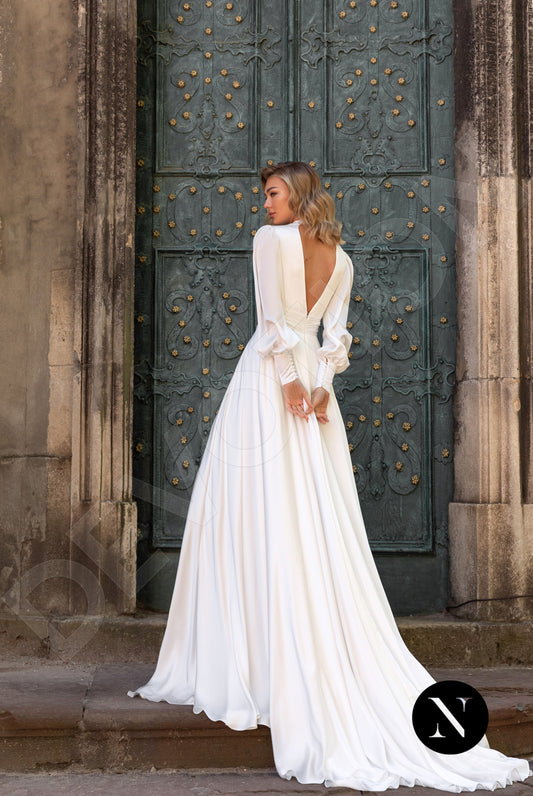 Anais A-line High neck Milk Wedding dress