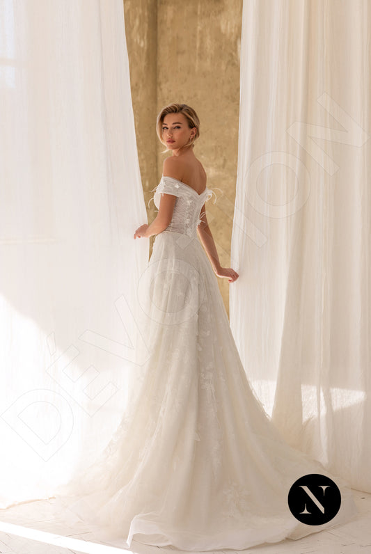 Esmina A-line Off-shoulder/Drop shoulders Milk Wedding dress