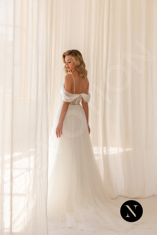 Ines A-line Straight across Milk Wedding dress