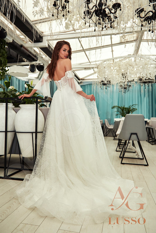 Salmana A-line Sweetheart Milk Wedding dress