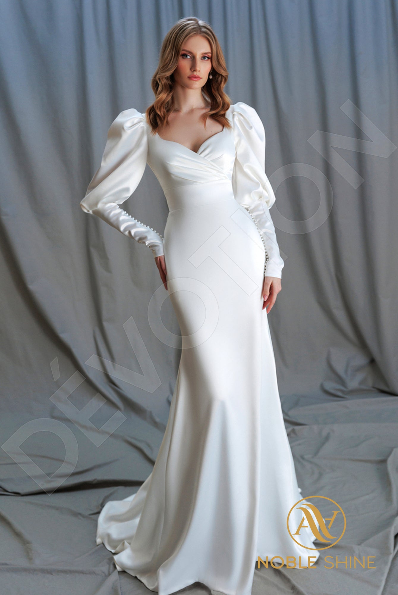 Sweetheart Trumpet Mermaid Satin Long Sleeve Wedding Dress