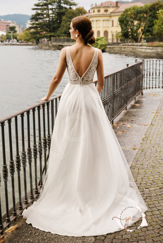 Gomleyt A-line Deep V-neck Milk Wedding dress