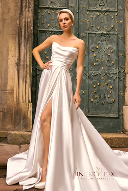 Dervia A-line Straight across Milk Wedding dress