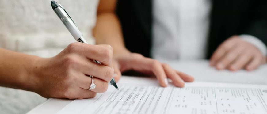 A simple guide to marriage licenses and certificate