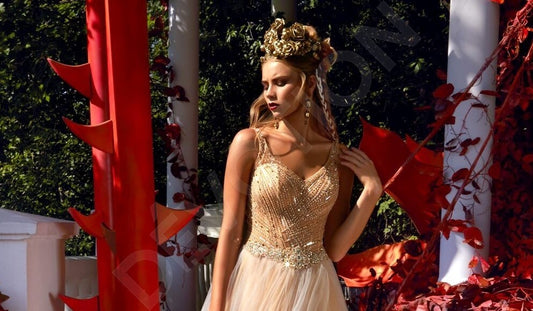 How to choose a wedding dress based on your zodiac sign