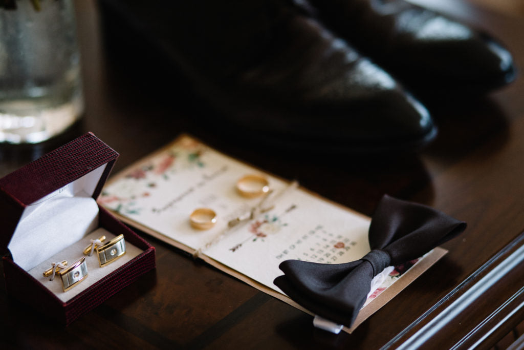 How to select men’s bridal party suits