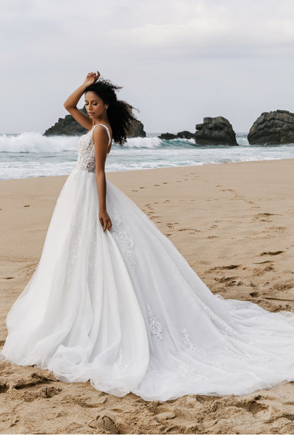 Aura A-line Sweetheart Milk Wedding dress