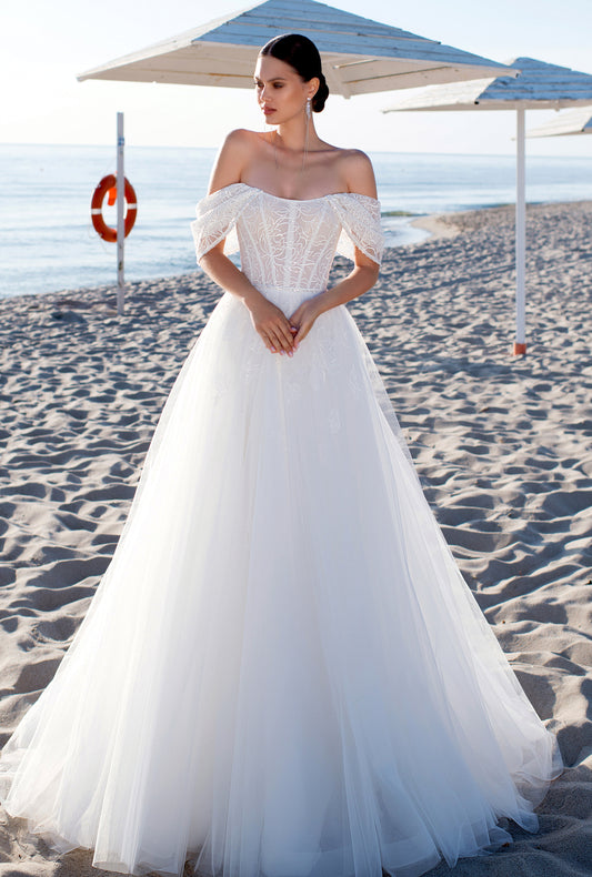 Fila A-line Off-shoulder/Drop shoulders Off White Wedding dress