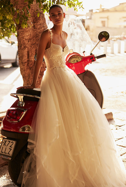 Virginia A-line Sweetheart Milk Wedding dresses