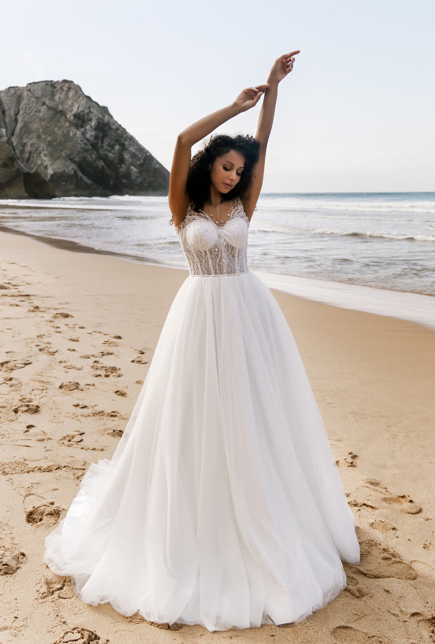 Bety A-line Illusion Milk Wedding dress