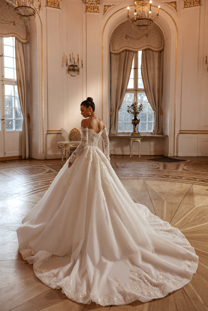 Veva Princess/Ball Sweetheart Milk Wedding dress