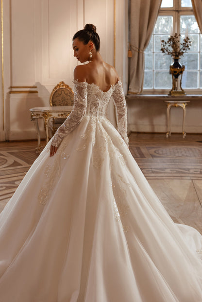 Veva Princess/Ball Sweetheart Milk Wedding dress