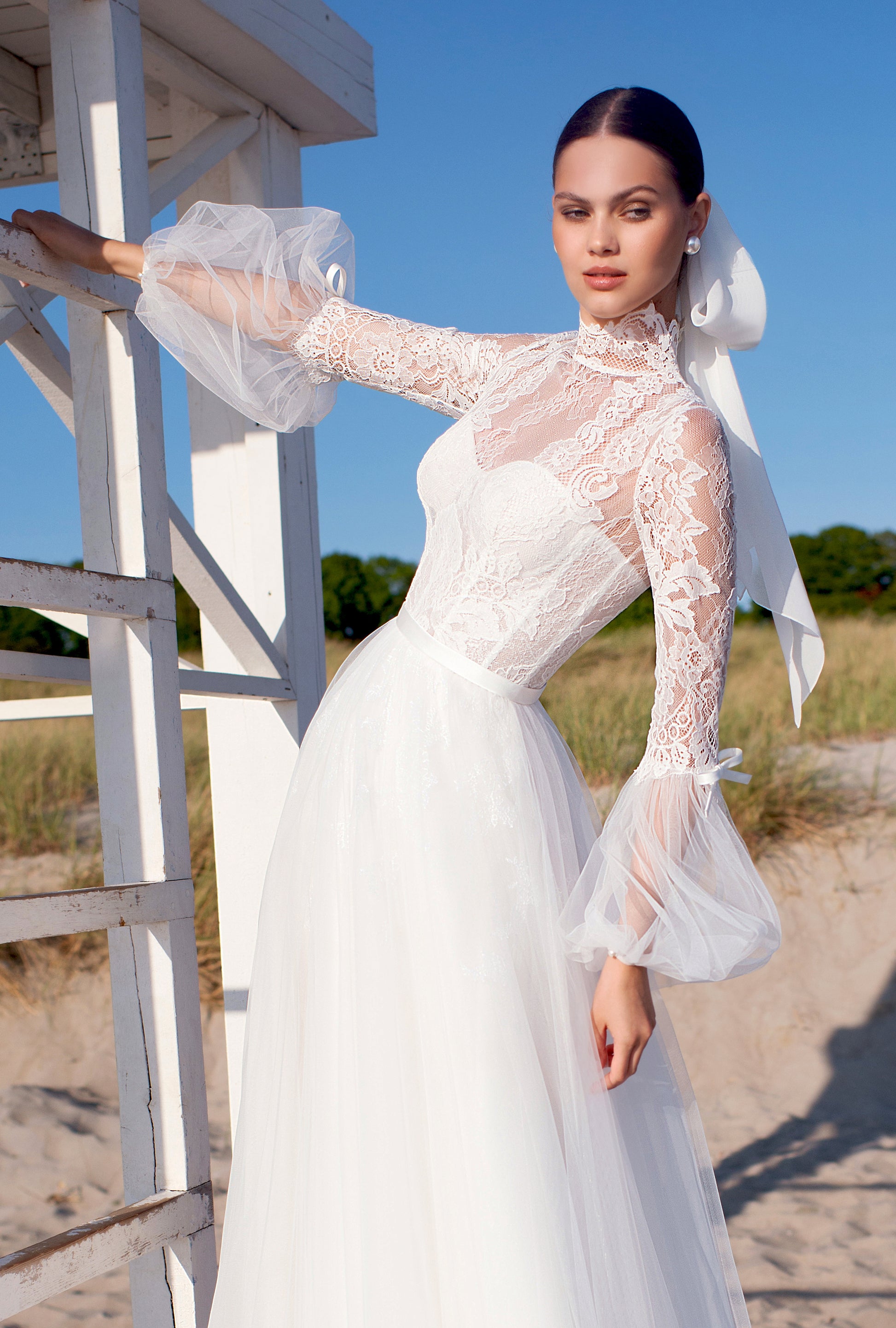 Stinga A-line High neck Off White Wedding dress