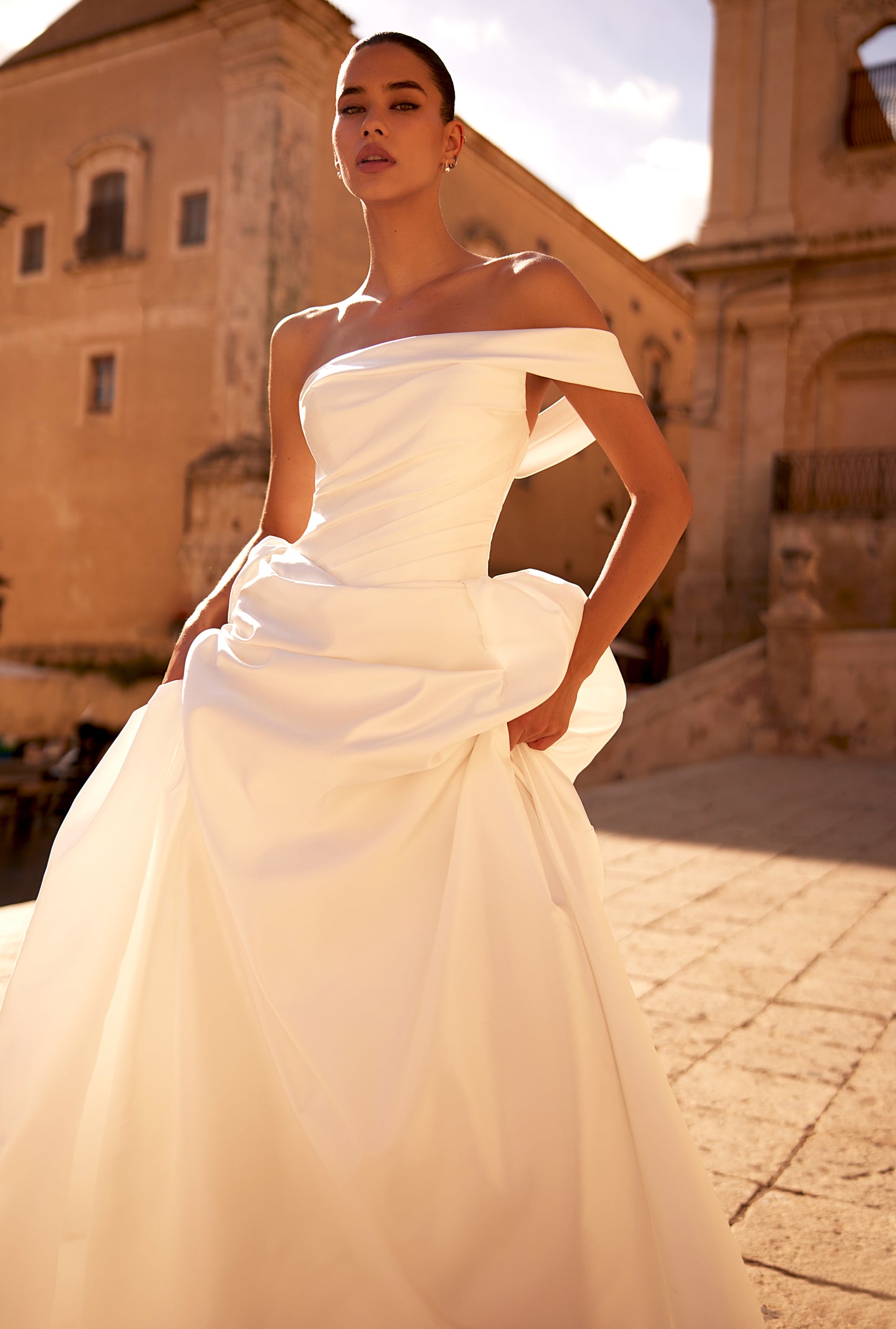 Lidia A-line Off-shoulder/Drop shoulders Milk Wedding dress