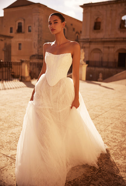 Jacline Lush A-line Straight across Milk Wedding dress