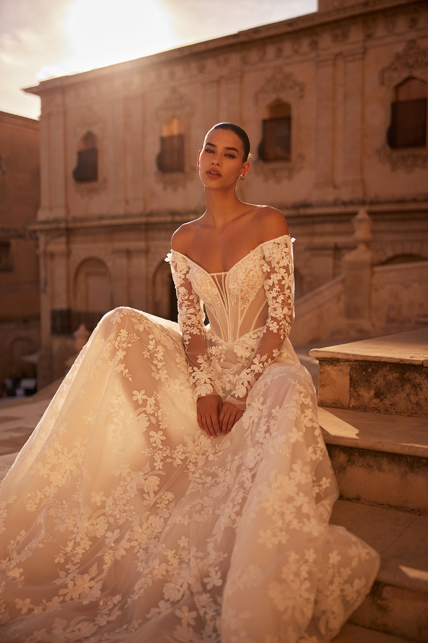 Samanda A-line Off-shoulder/Drop shoulders Milk Wedding dress