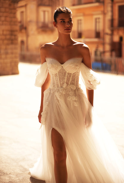 Arnella A-line Sweetheart Milk Wedding dress