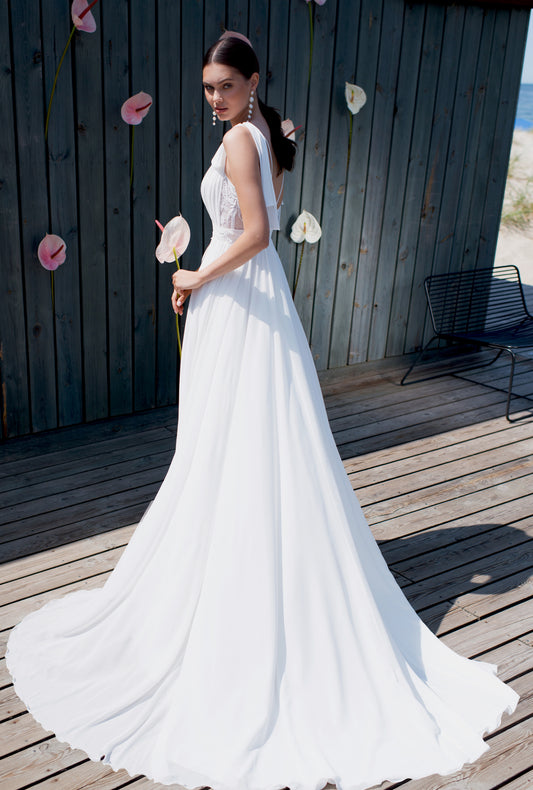 Kavili A-line V-neck Off White Wedding dress