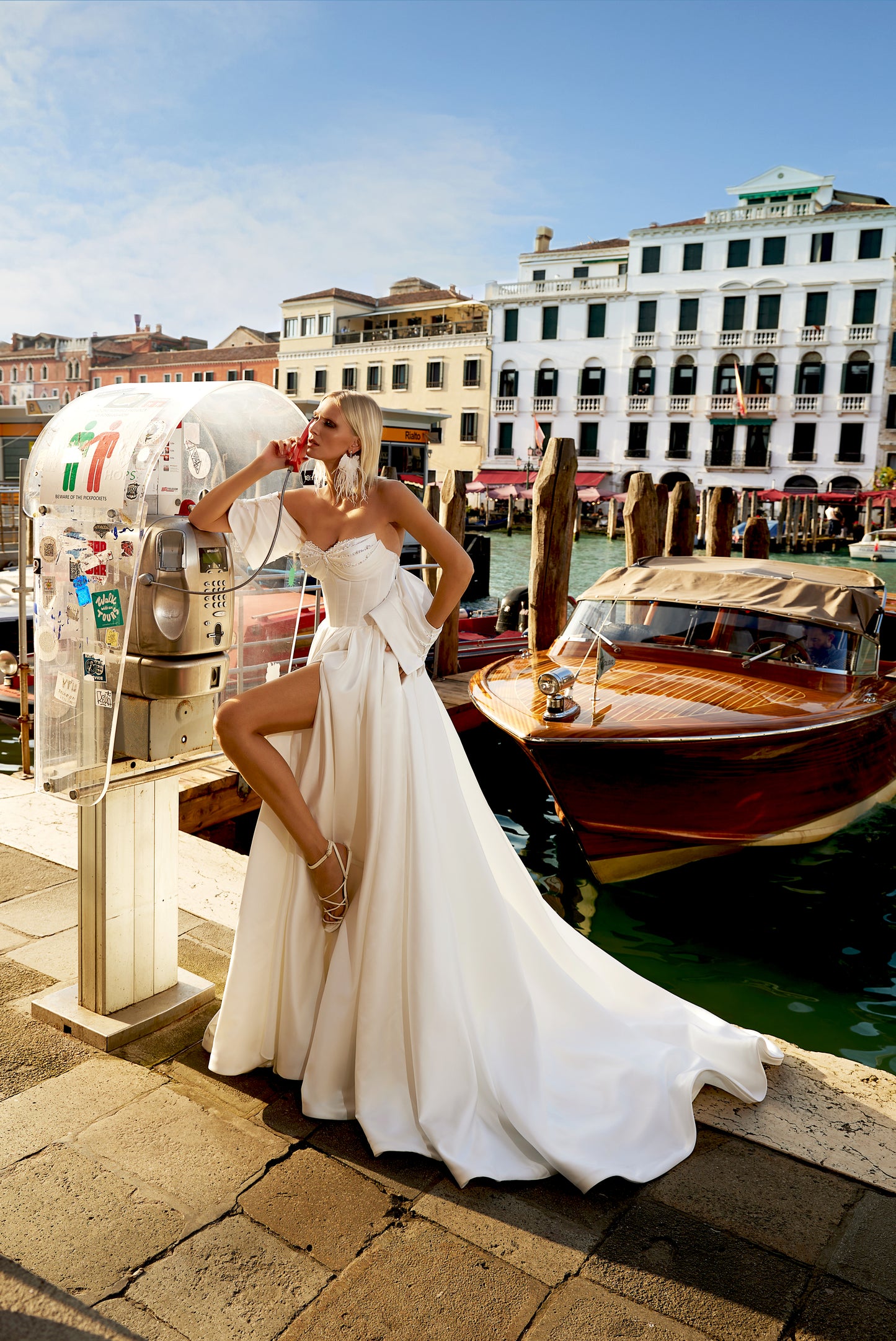 Sana A-line Sweetheart Milk Wedding dress