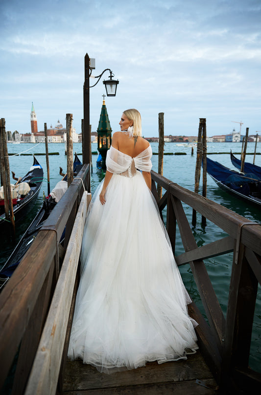 Ilona A-line Sweetheart Milk Wedding dress