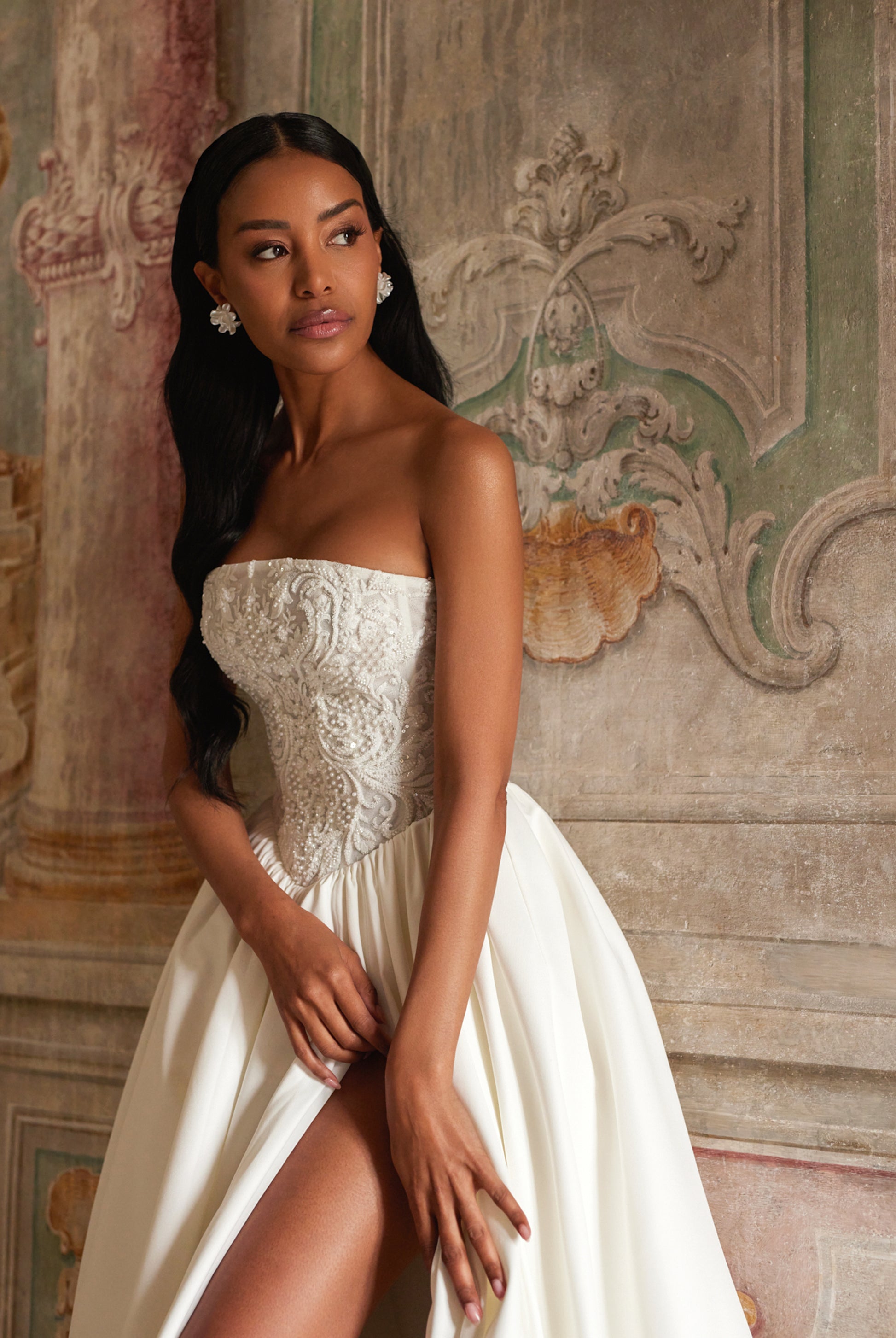 Arabelly A-line Straight across Ivory Wedding dress