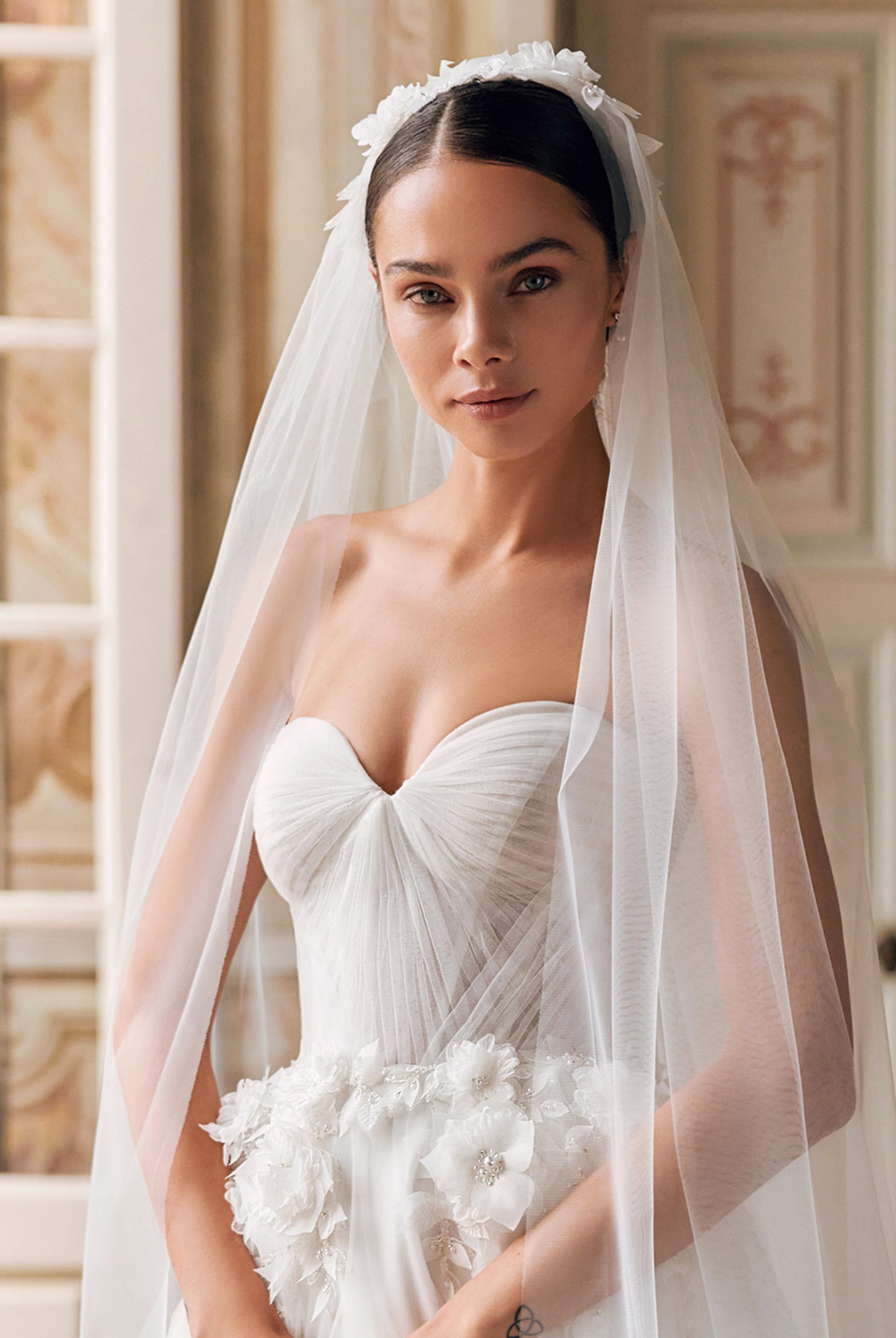 Asia A-line Sweetheart Ivory Wedding dress