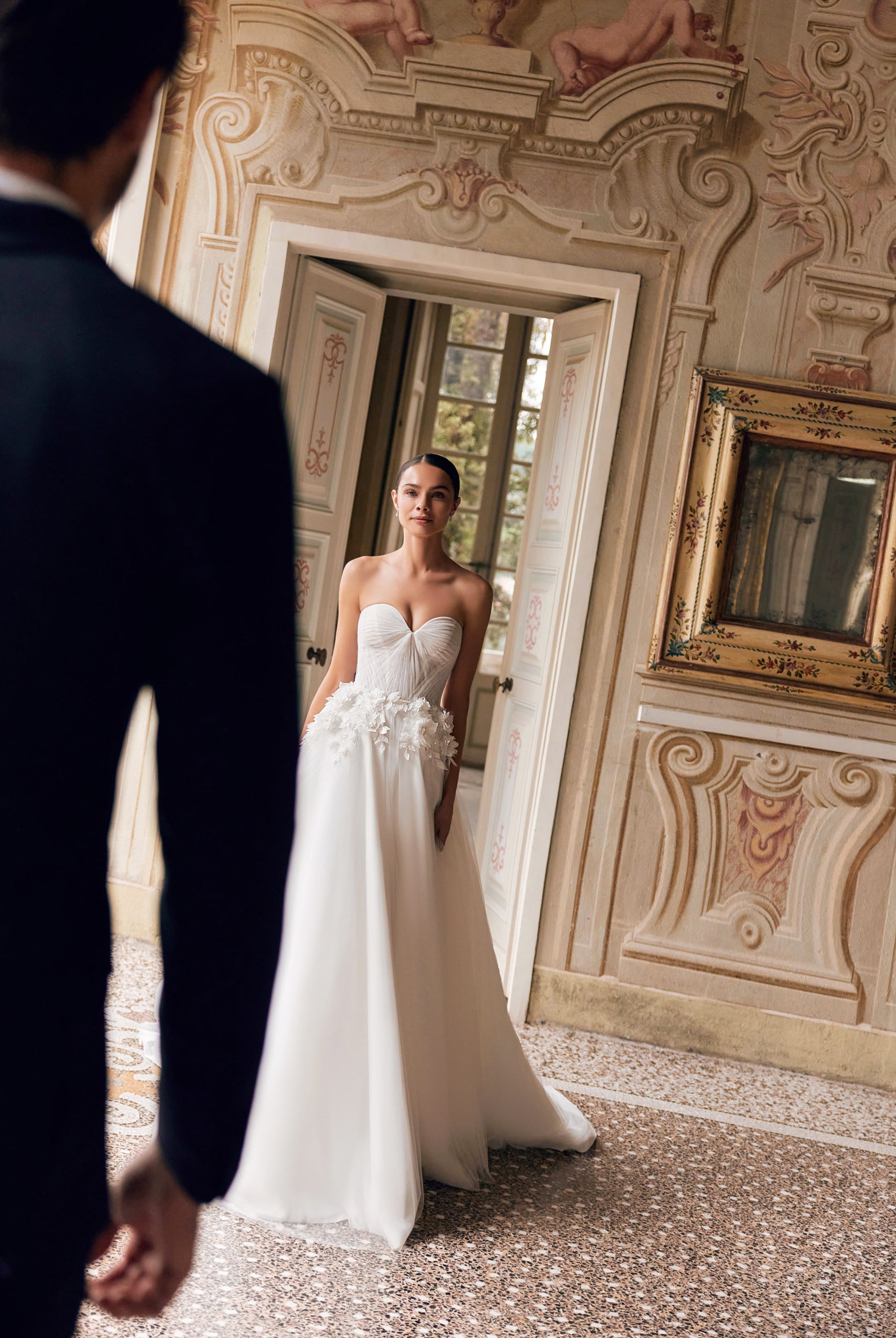 Asia A-line Sweetheart Ivory Wedding dress