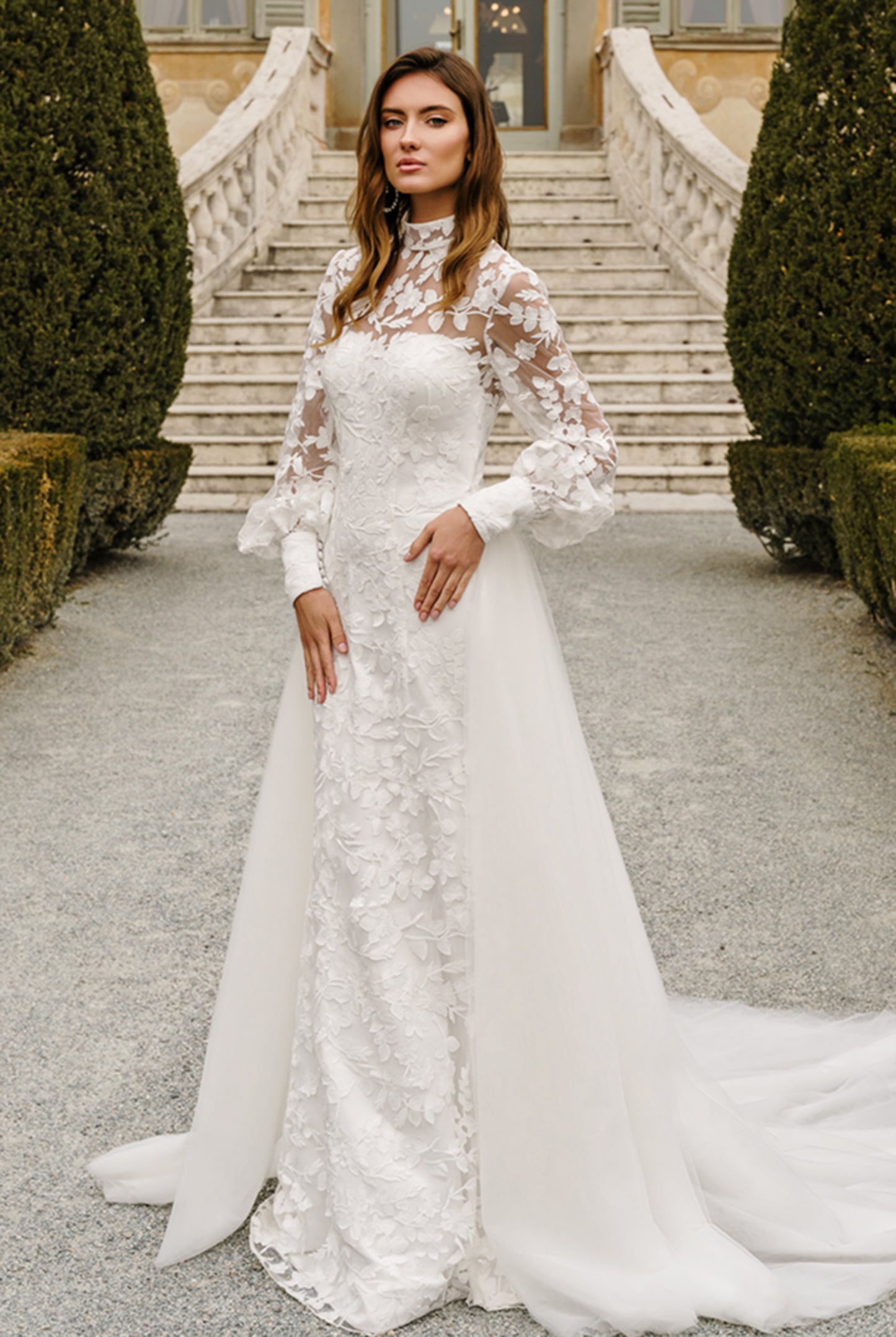 Aymora Trumpet/Mermaid High neck Milk Wedding dress