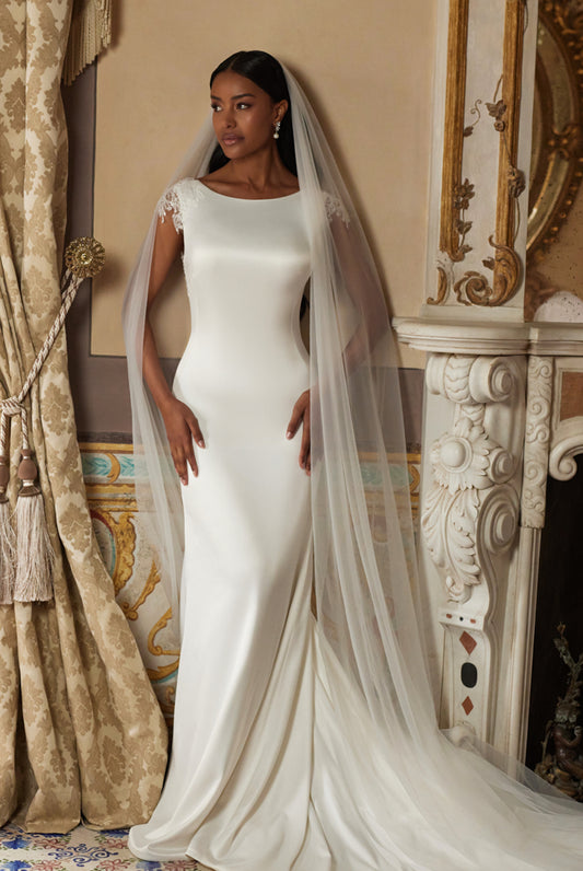 Azure Trumpet/Mermaid Boat/Bateau Ivory Wedding dress