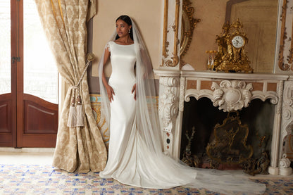 Azure Trumpet/Mermaid Boat/Bateau Ivory Wedding dress