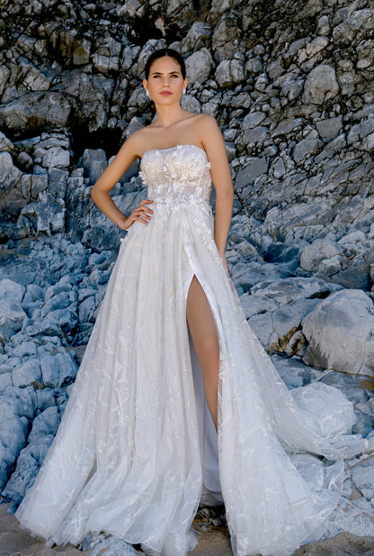 Andreia A-line Straight across Milk Wedding dress