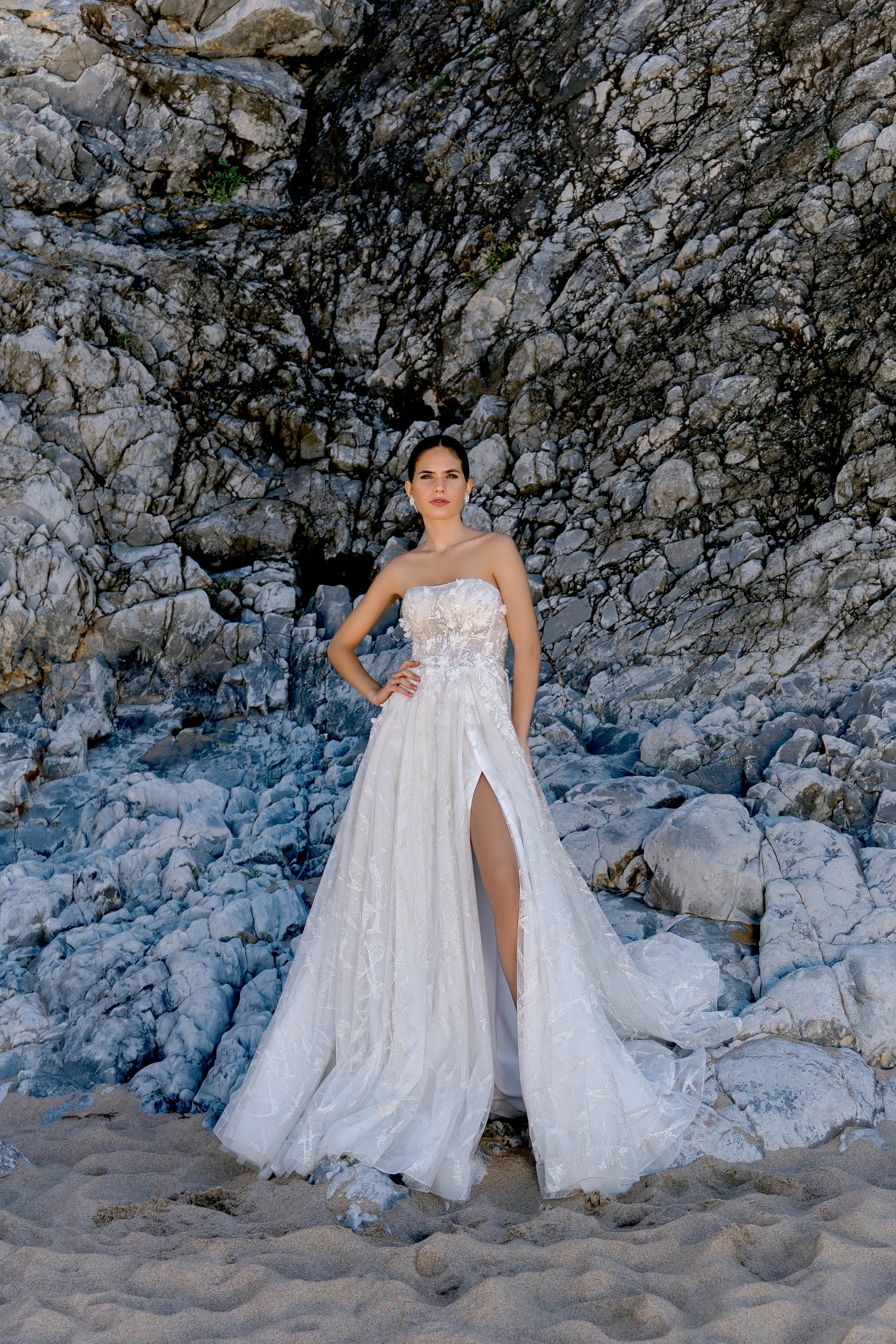 Andreia A-line Straight across Milk Wedding dress