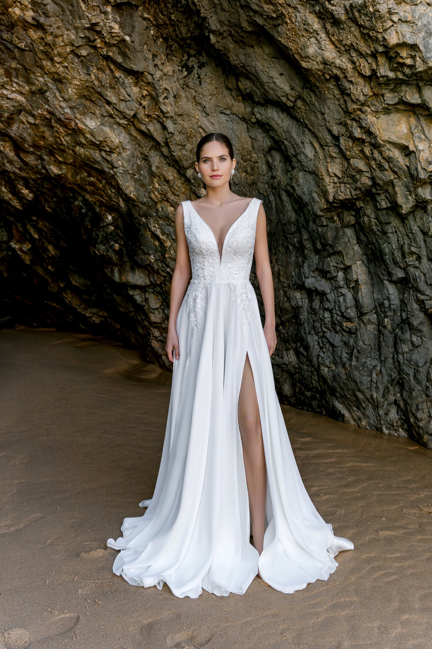 Silvie A-line V-neck Milk Wedding dress