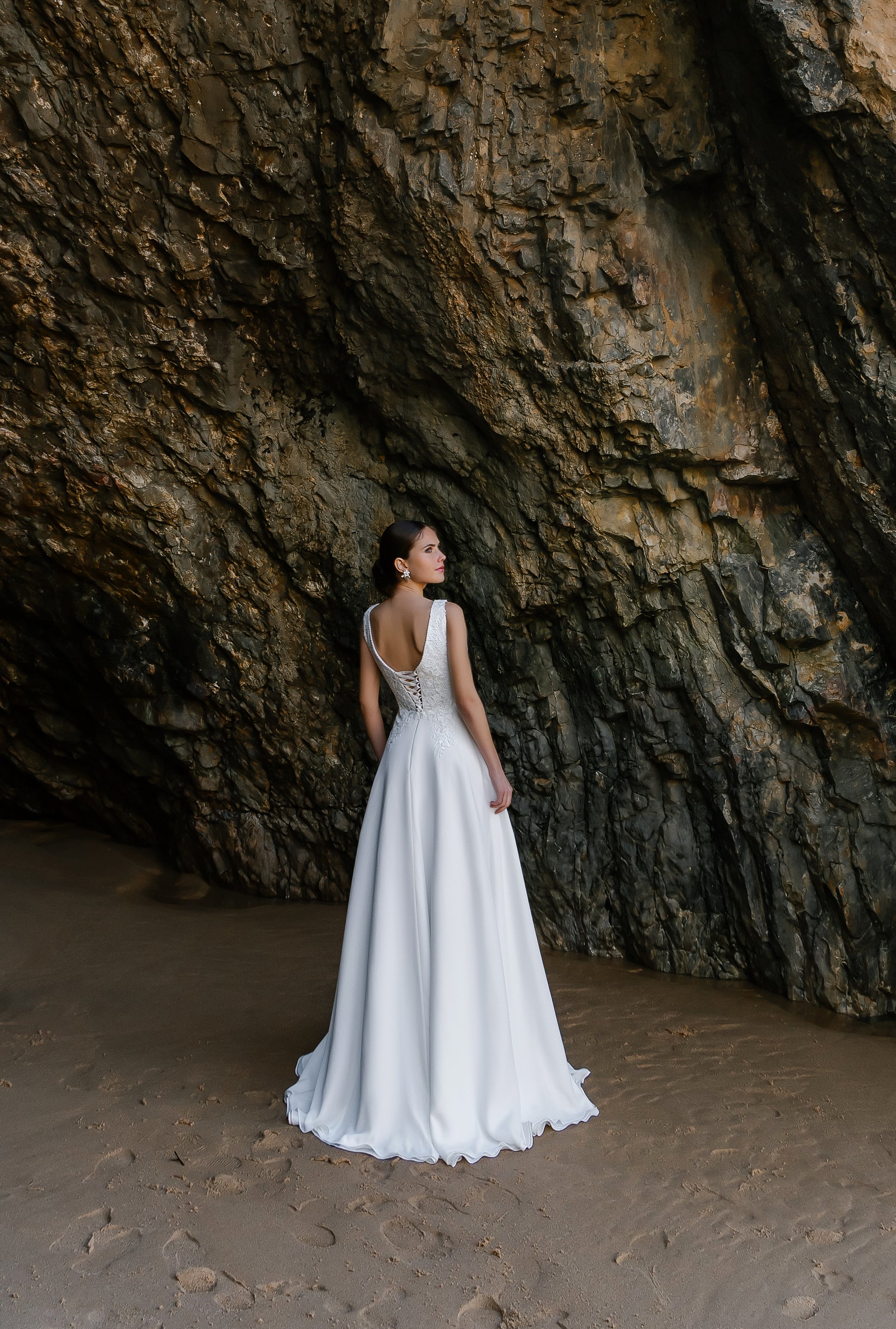 Silvie A-line V-neck Milk Wedding dress