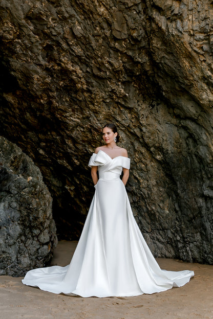 Holli Two in one Off-shoulder/Drop shoulders Milk Wedding dress