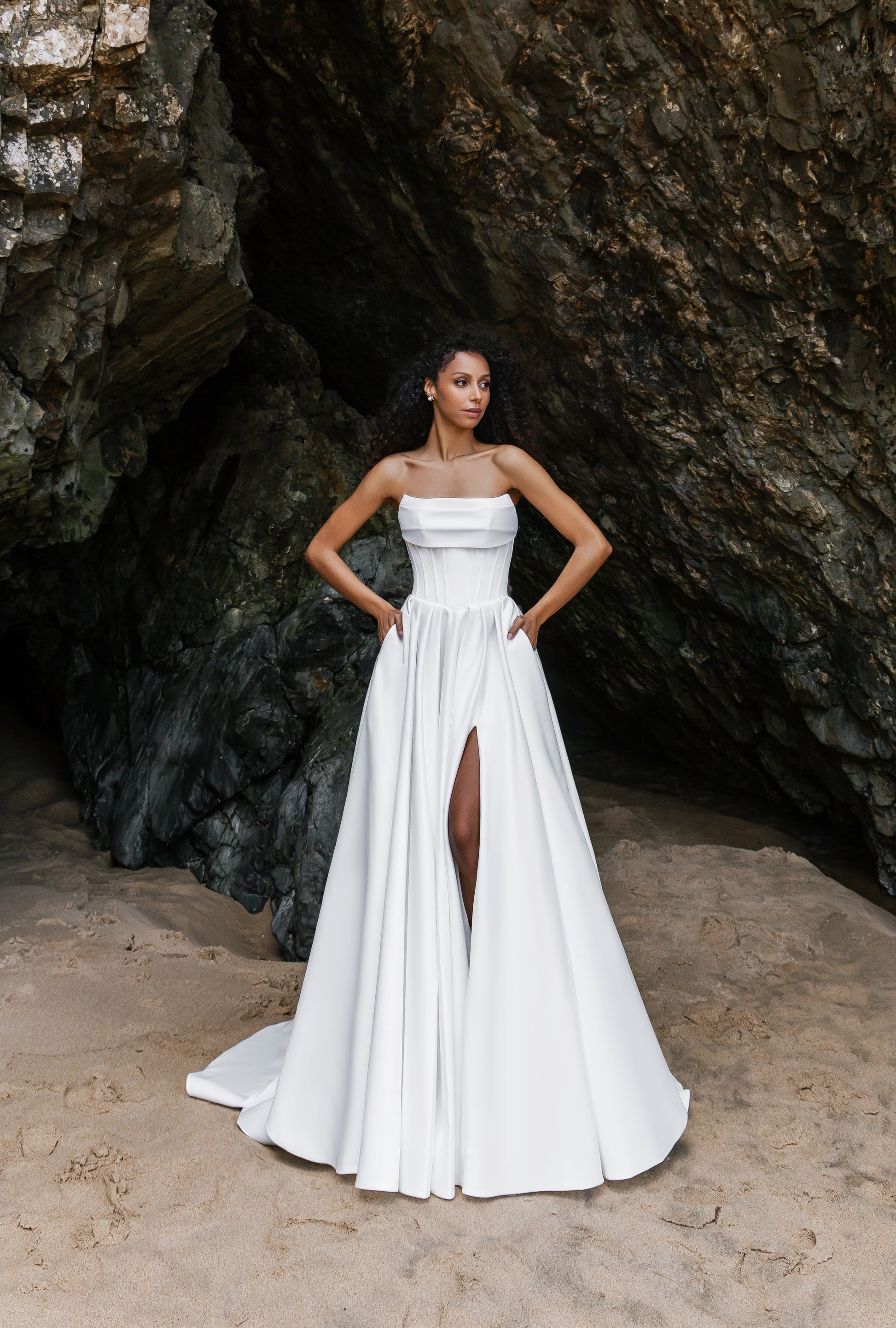 Mona A-line Straight across Milk Wedding dress