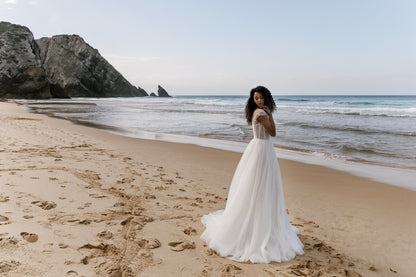 Bety A-line Illusion Milk Wedding dress