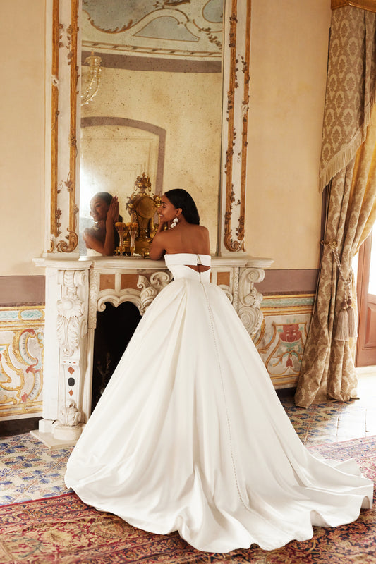 Delphina Princess/Ball Gown Straight across Ivory Wedding dress