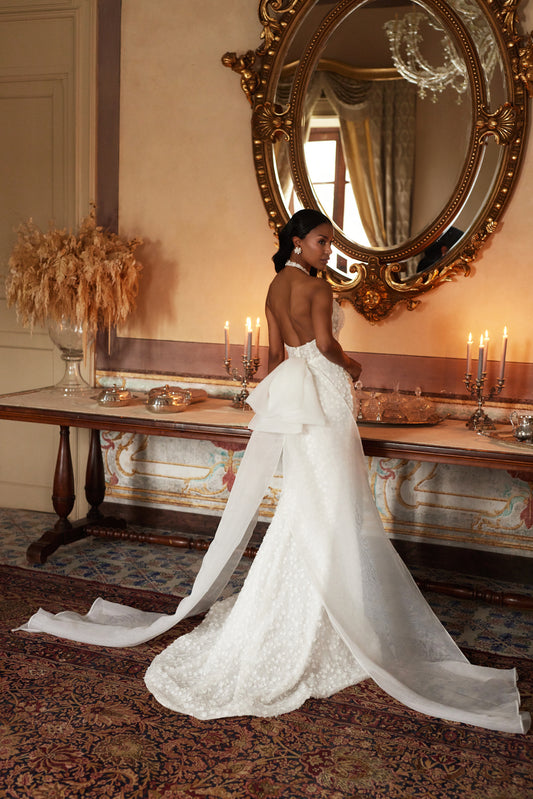 Nyx Trumpet/Mermaid Halter Ivory Wedding dress