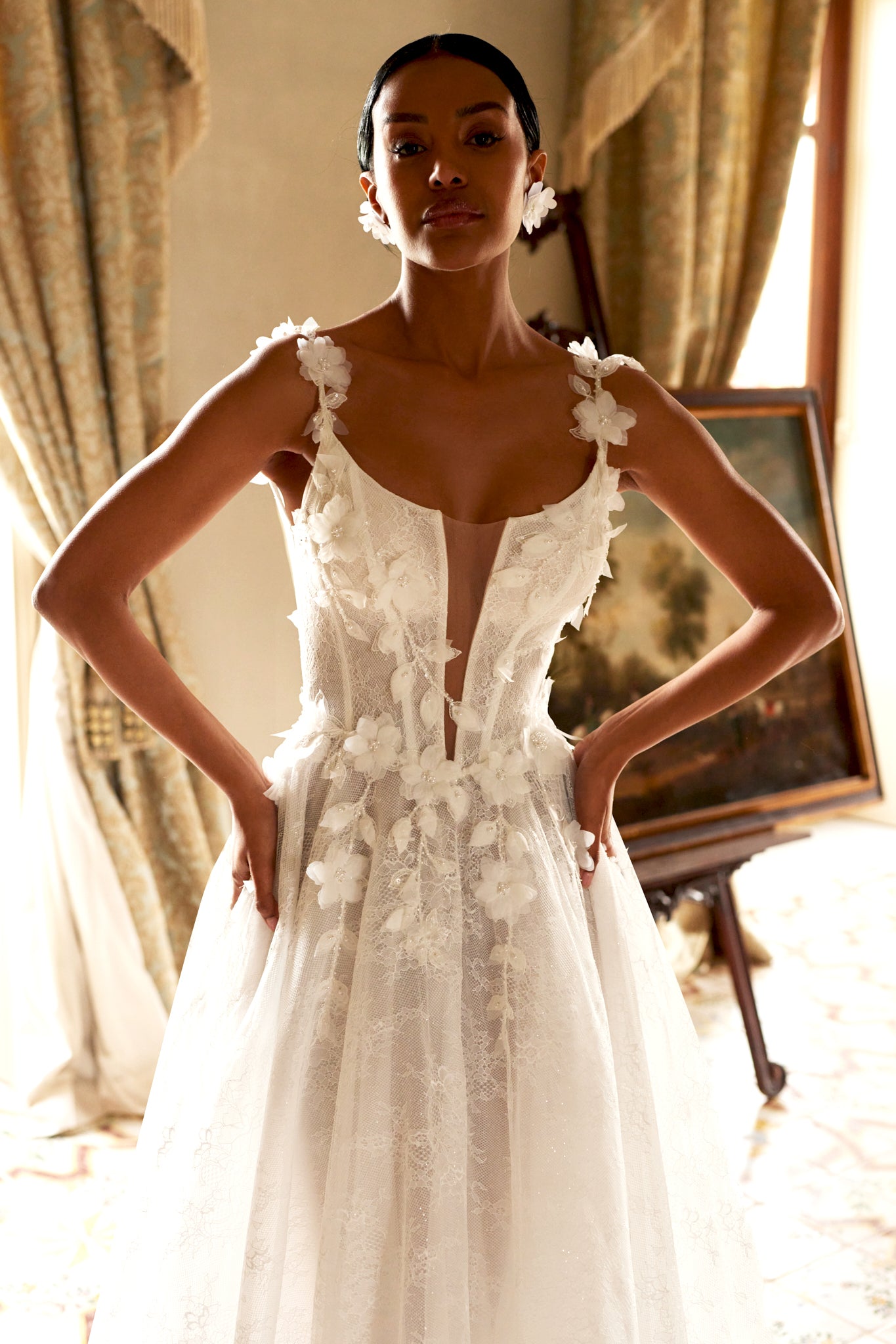 Nymph A-line Scoop Ivory Wedding dress
