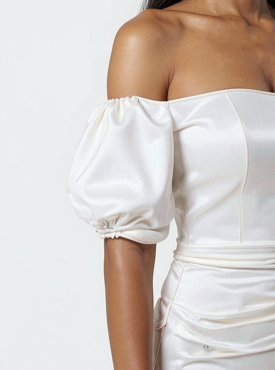 Mina Trumpet/Mermaid Straight across Milk Wedding dress