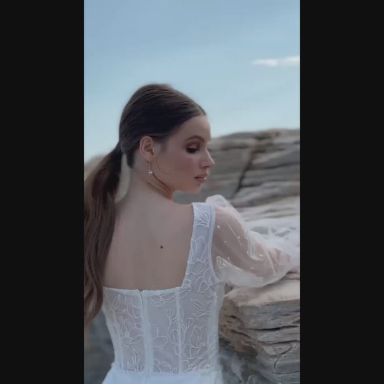 Samanta Trumpet/Mermaid Square Ivory Wedding dress