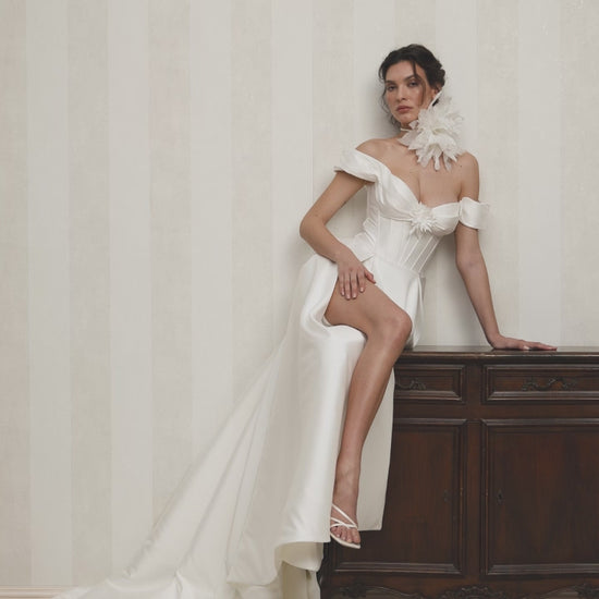 Giloria A-line Off-shoulder/Drop shoulders Milk Wedding dress