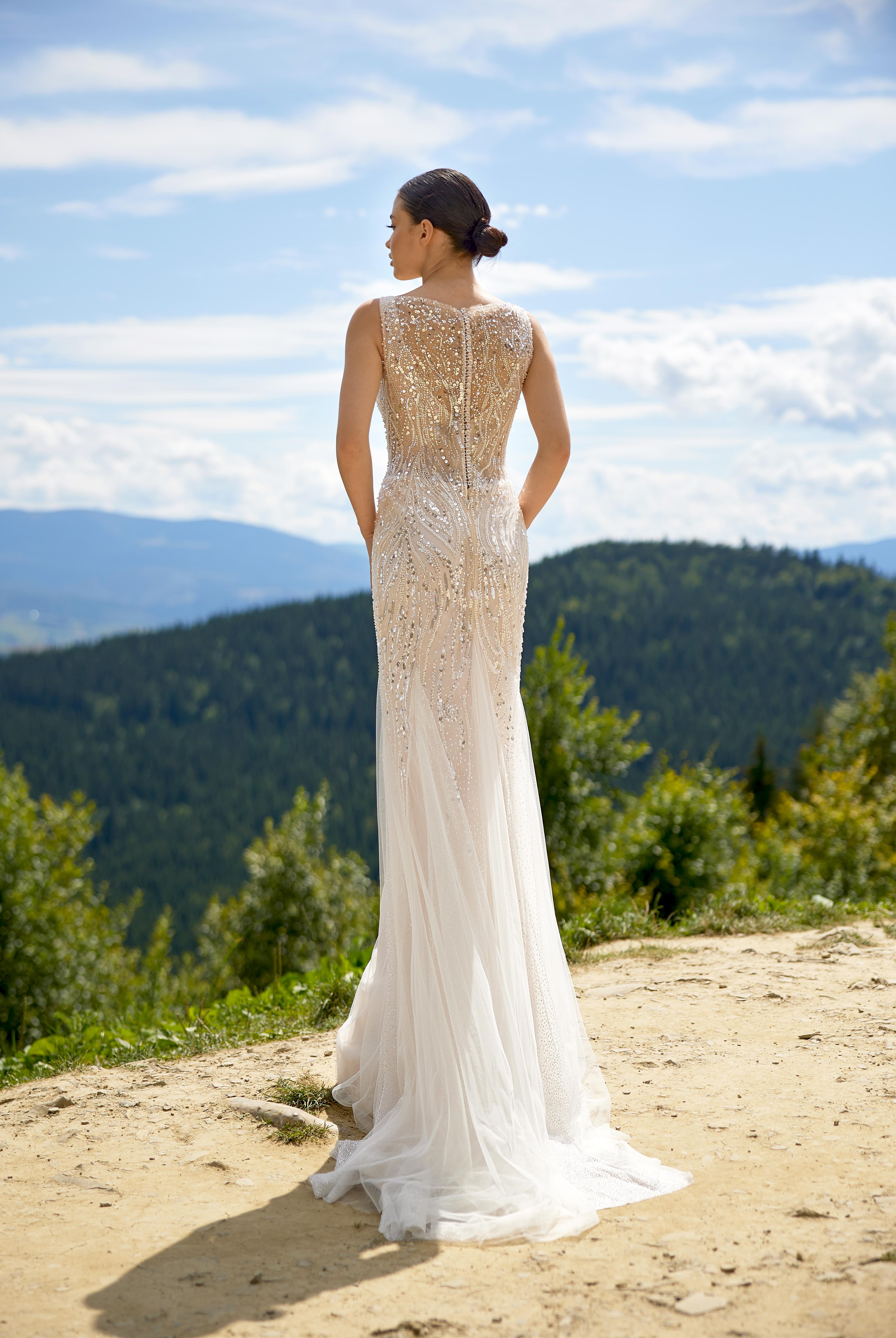 Sheilis Trumpet/Mermaid Jewel Milk/Nude Wedding dress