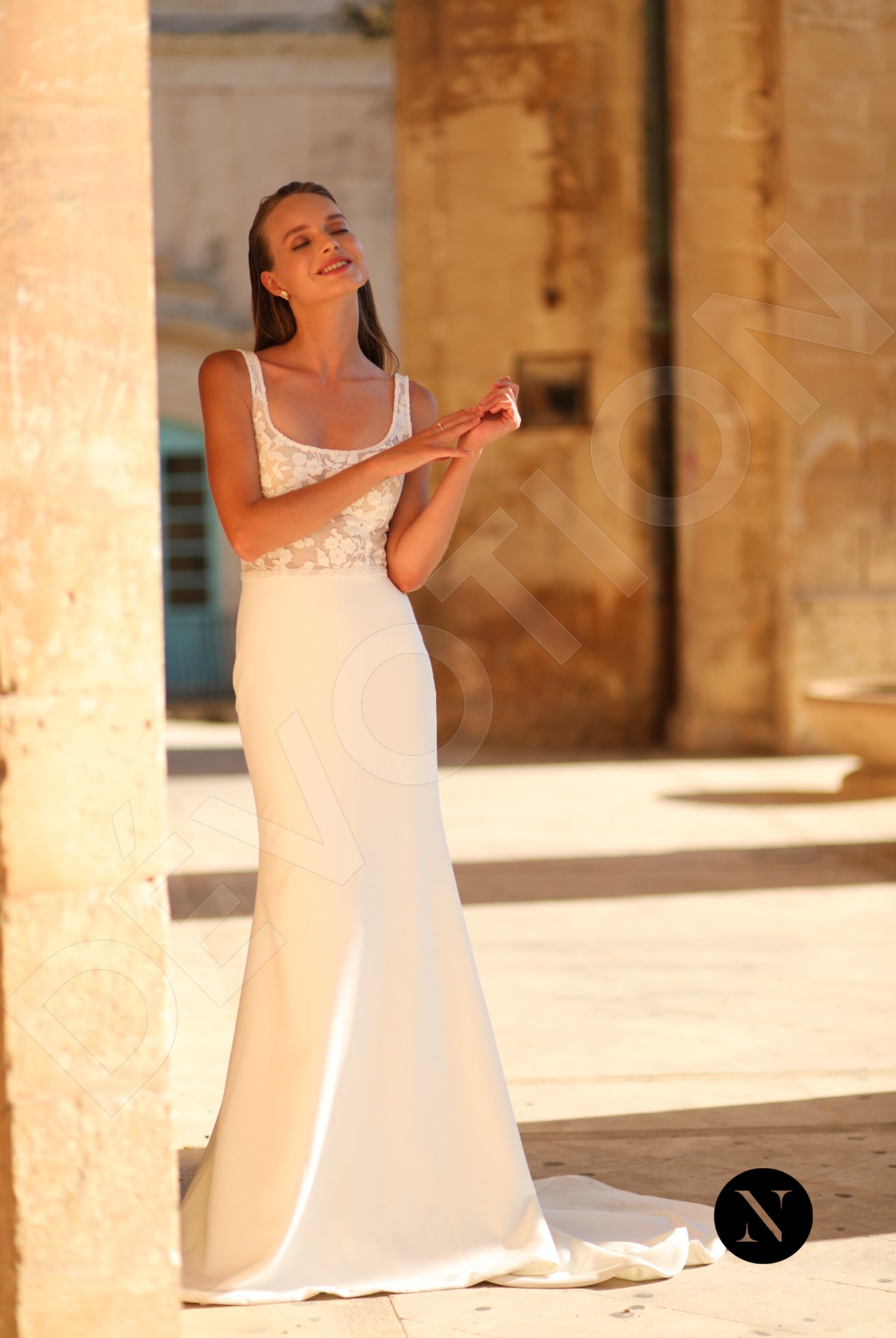 Bonnie Trumpet/Mermaid Square Ivory Wedding dress 10